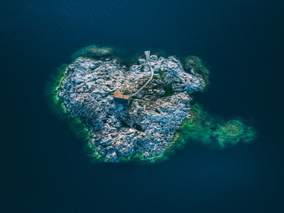 海洋环岛白天鸟瞰摄影